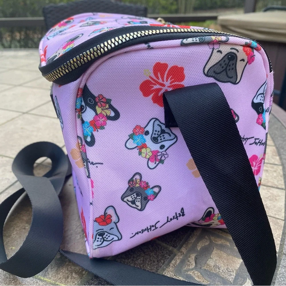 Betsey Johnson betsey johnson